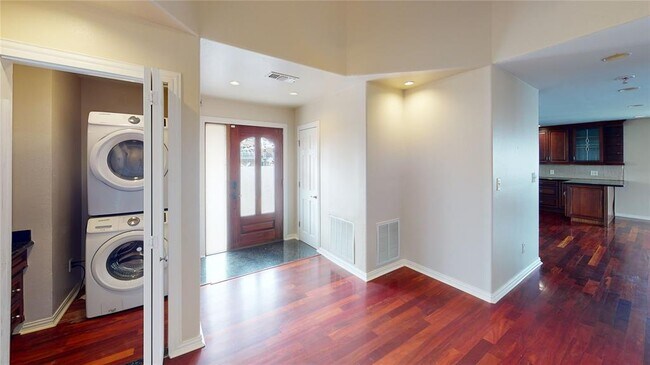 Foto del edificio - 1214 Todville Rd