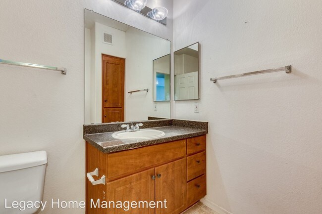 Foto del edificio - 911 E Camelback Rd