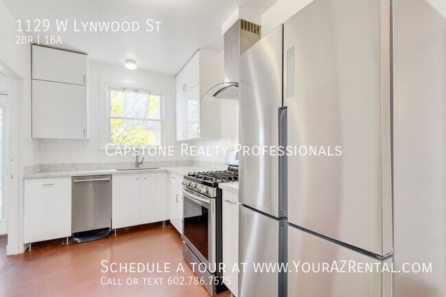 Building Photo - Charming Historic Home Located in the High...