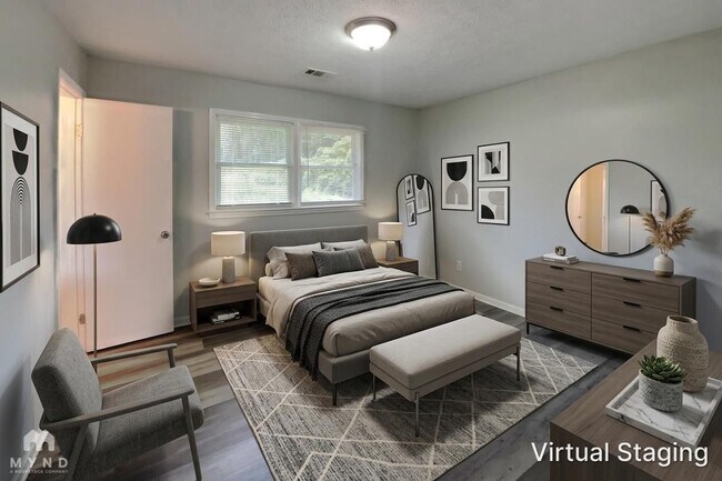 Foto del edificio - 8156 Sweetwater St
