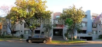Primary Photo - 550 W Stocker St