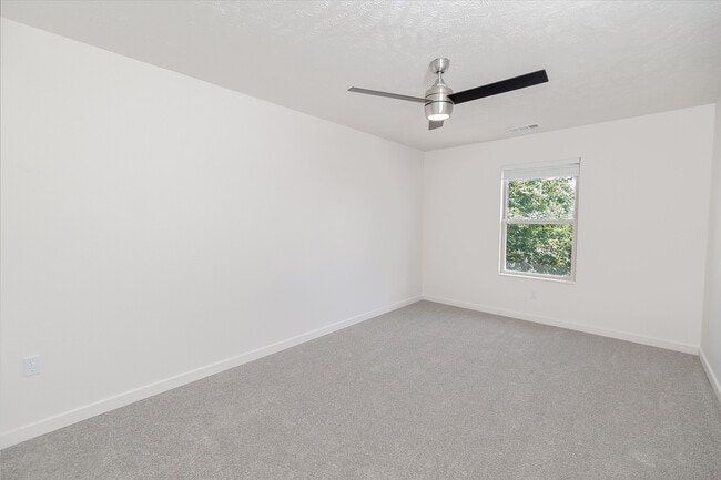 Bedroom - Huntley Ridge