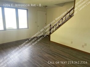 Building Photo - 1204 E Jefferson Ave