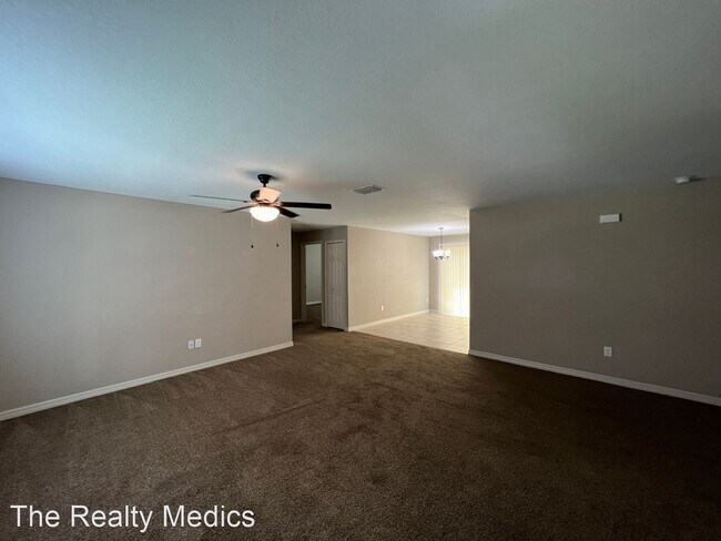 Building Photo - 3 br, 2 bath House - 481 Marion Oaks Blvd