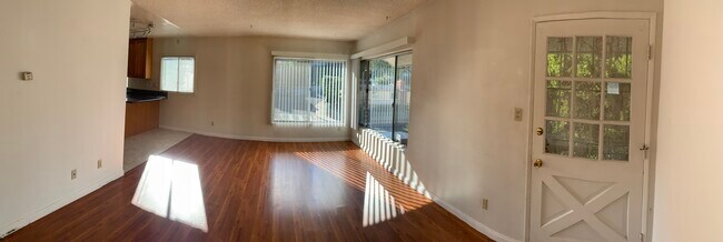 Building Photo - 8202 Pershing Dr