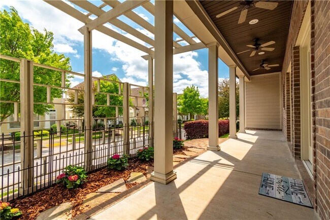 Building Photo - 2623 E Frontier Elm Dr