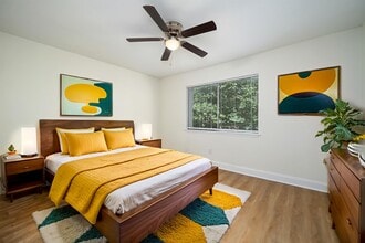 Building Photo - Beacon Pointe Apartments