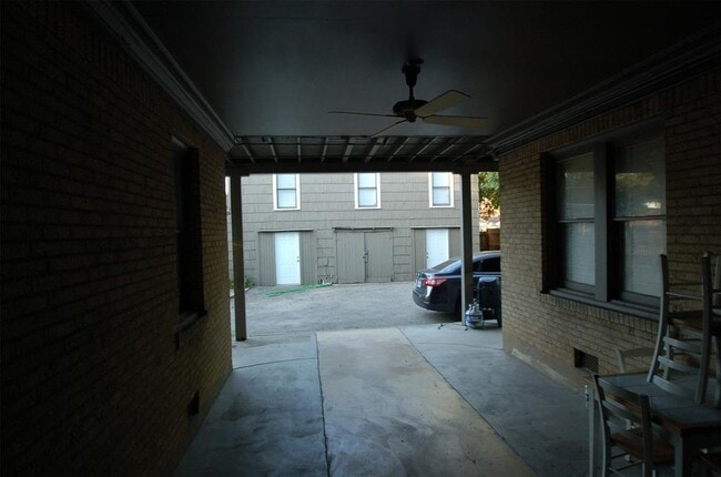 Building Photo - 4201 Birchman Ave