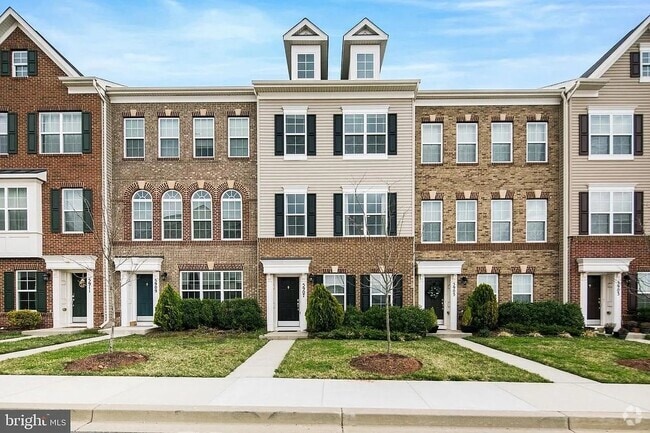 Building Photo - 5907 Leben Dr