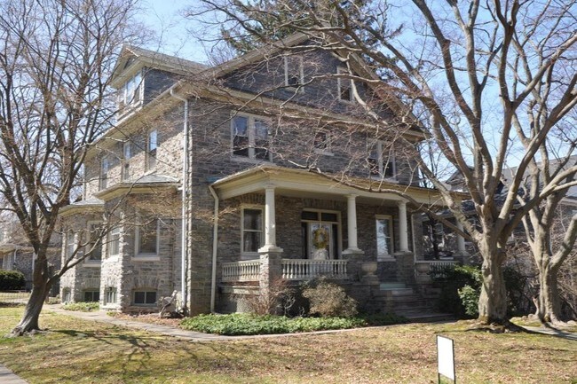 corner view of house - 1602 Upland Ave