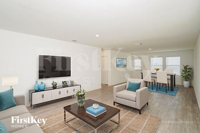 Building Photo - 2418 Double Oak Dr