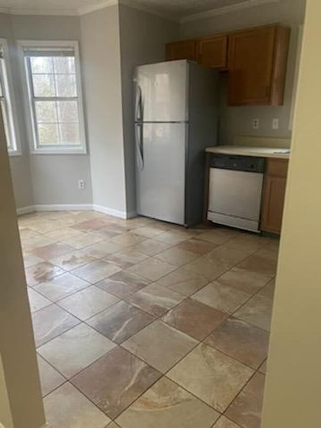 Building Photo - 4866 Fenbrook Dr