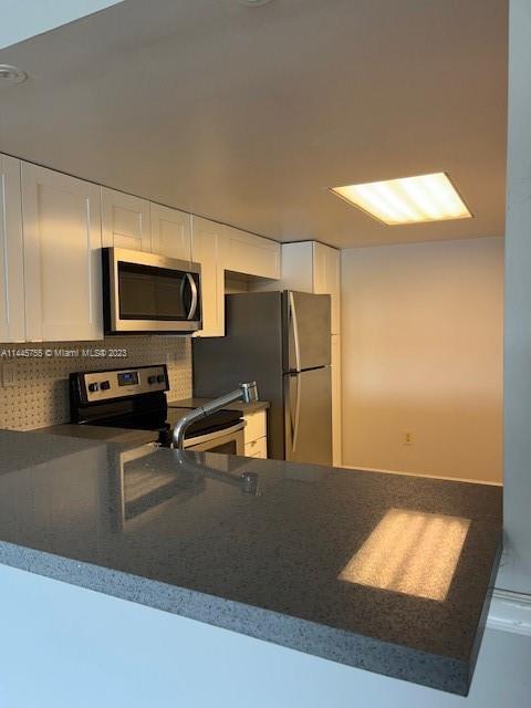 Foto del edificio - 651 SW 113th Way