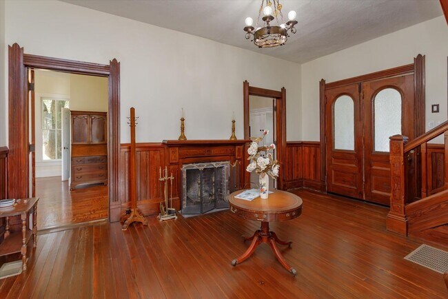 Foto del edificio - Mid term historic furnished rental