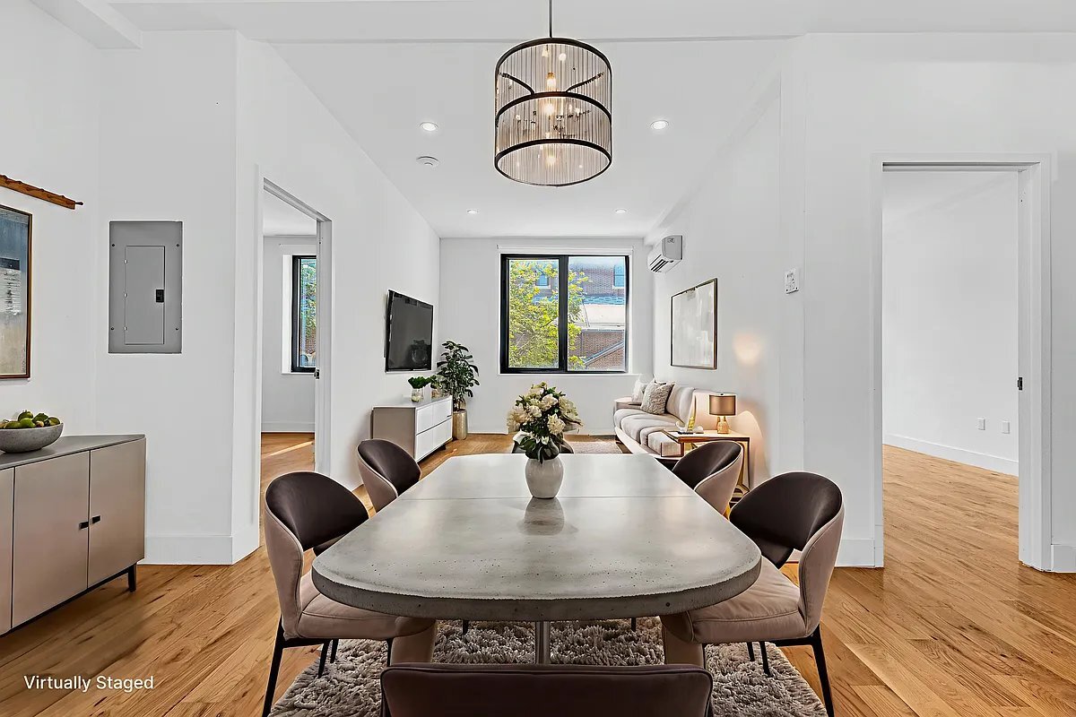Foto principal - 300 St Nicholas Ave