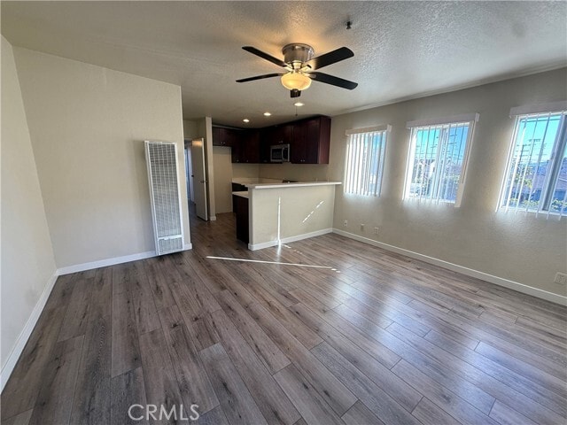 Foto del edificio - 4307 W 142nd St