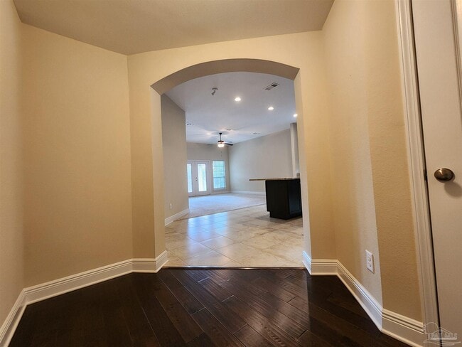 Foto del edificio - 6061 Twenty One Oaks Dr
