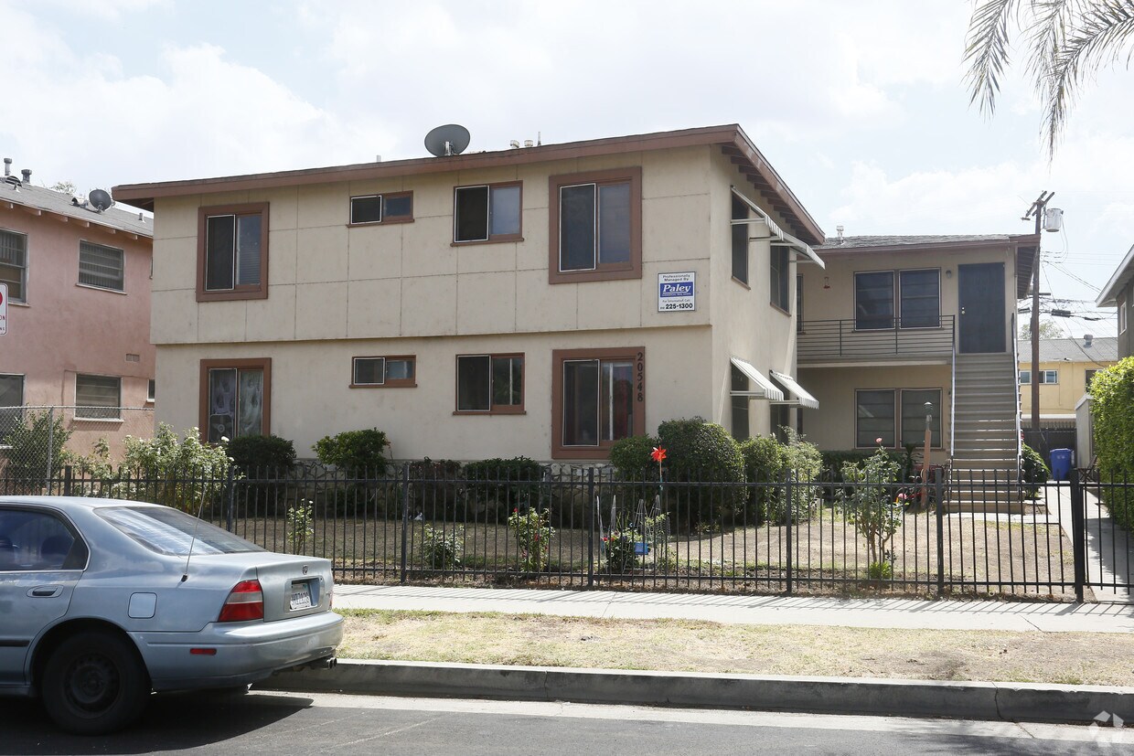 Primary Photo - 20548 Hartland St