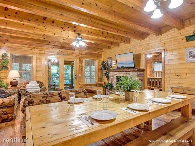 Building Photo - 315 Caney Creek Rd