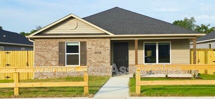 Building Photo - 2578 S Ouachita Dr