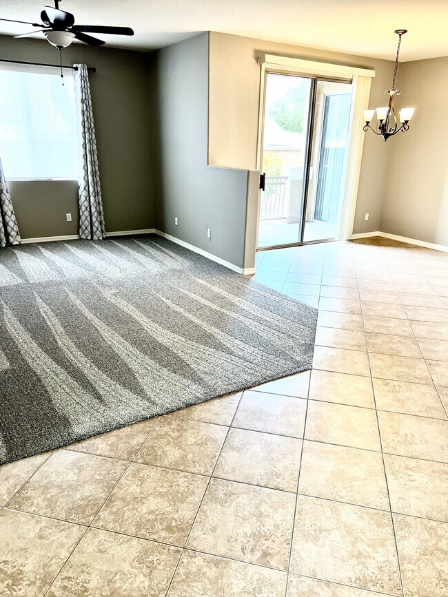 New carpet and appliances. Great use of space in the 2 bedroom 2 bath split Condo. - 1335 E June St