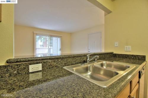 Foto del edificio - 37294 Spruce Terrace