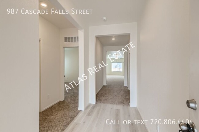 Building Photo - New 3 Bed/2 Bath House in a Gorgeous Sever...