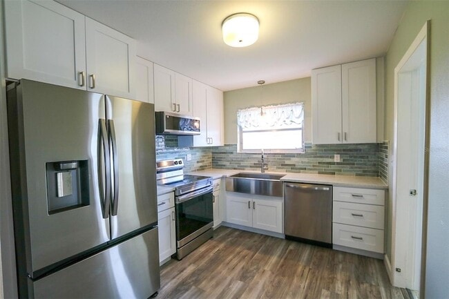 Building Photo - 1204 Harkness Way