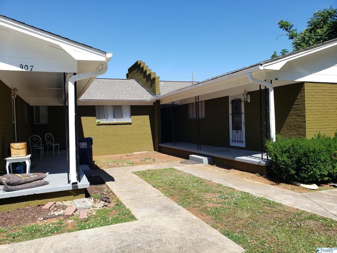 907 Stevens Ct NE, Huntsville, AL 35801 Townhome Rentals in