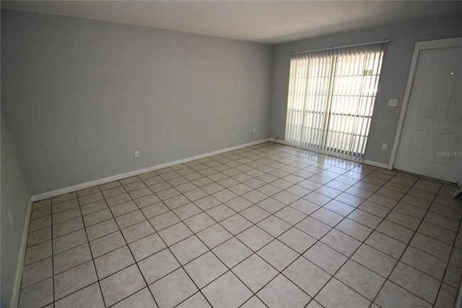 Foto del edificio - 2219 SE 34th Terrace