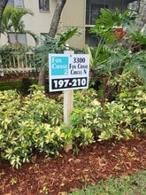 Building Photo - 3300 Fox Chase Cir