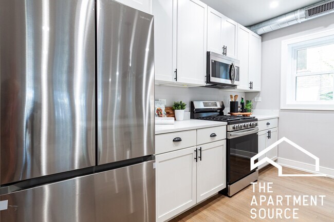 Foto del edificio - 2641 W Carmen Ave