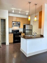 Interior Photo - MAA Westover Hills