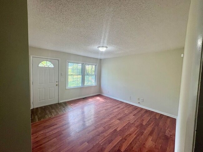 Photo - 3 Bed /2.5 Bath East Nash! House