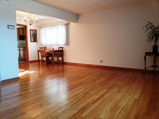 Building Photo - 4901 N Harlem Ave