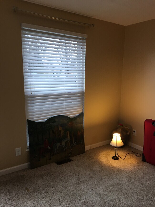 541 Adrian Ct Unit 541, Brookville, OH 45309 Condo for Rent in