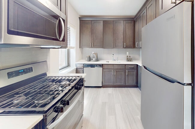 Building Photo - Franklin Manor