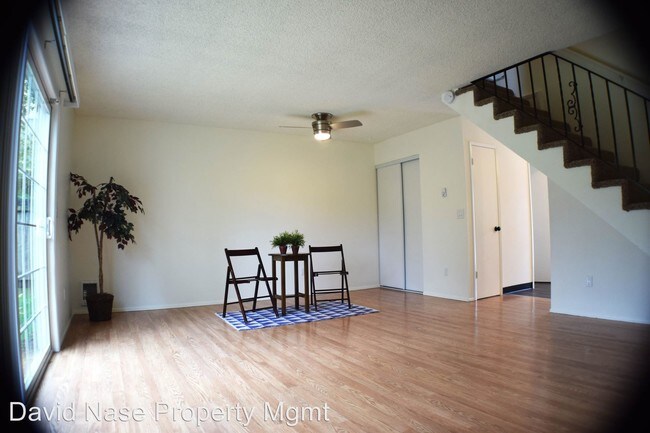 Foto del edificio - 7602 N Gilbert Ave
