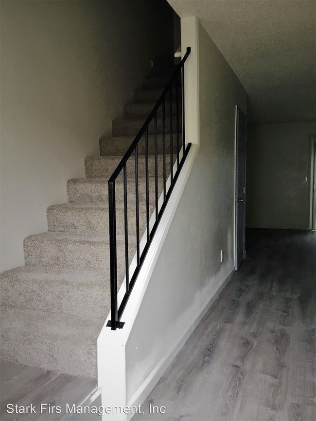 Foto del edificio - 10339 NE Prescott St