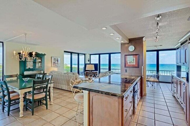 Foto del edificio - 5550 N Ocean Dr