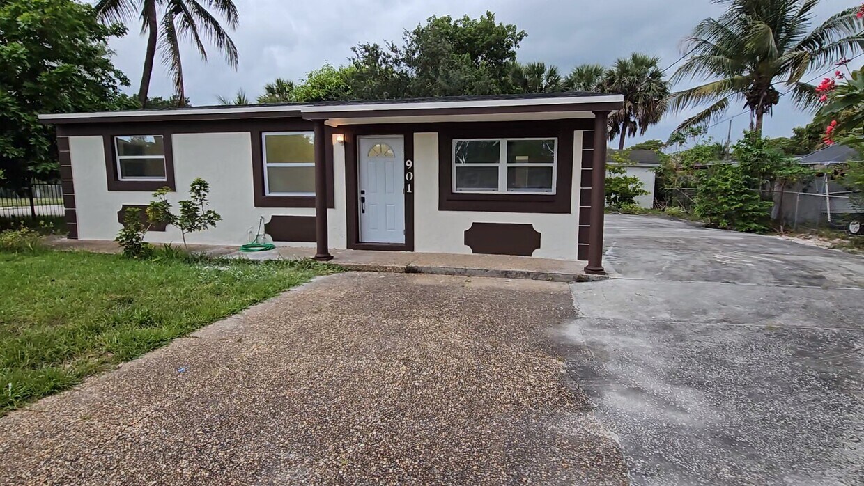 901 NW 34th Ter, Lauderhill, FL 33311 House Rental in Lauderhill, FL