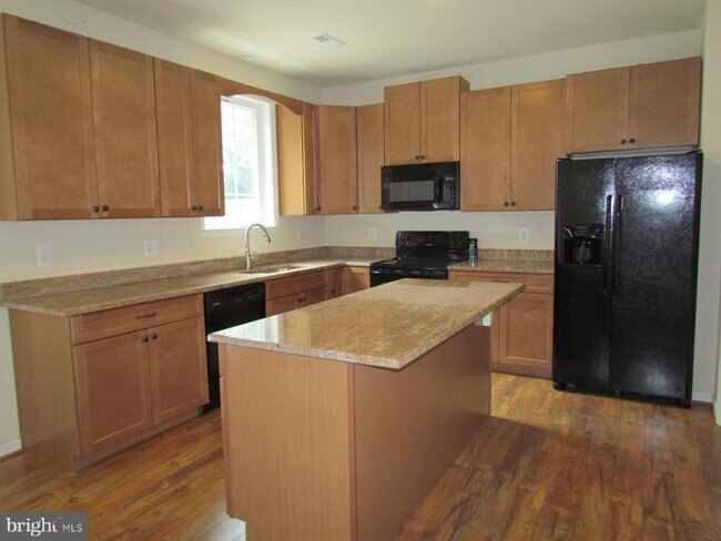 Foto del edificio - 23220 Spalding Ln