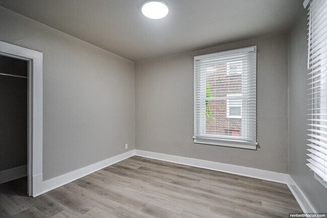 Foto del edificio - 433 Ahnaip St