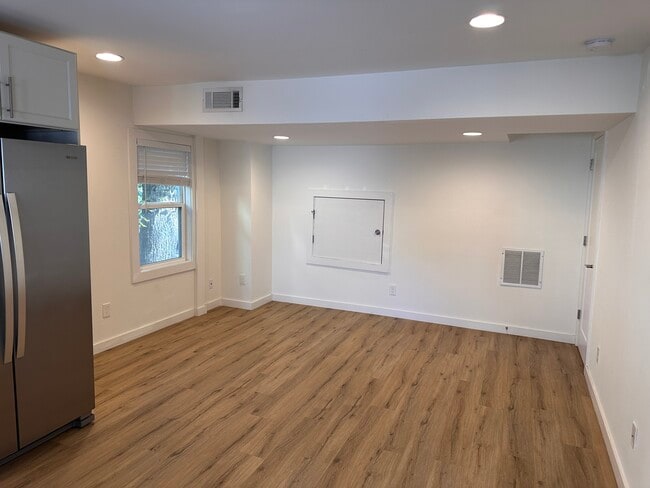 Building Photo - 799 Piedmont Ave NE