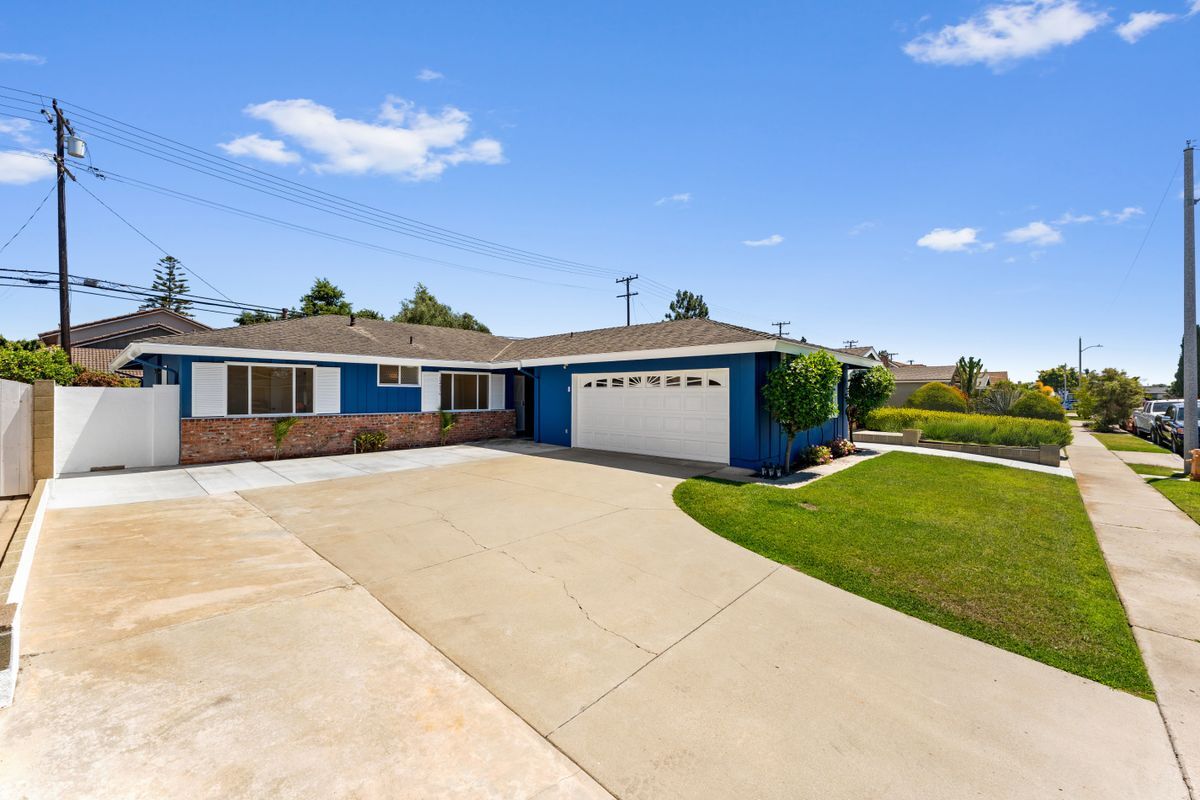Foto principal - 12636 St Mark St