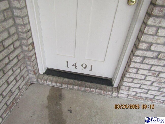 Foto del edificio - 1491 Rosedale St