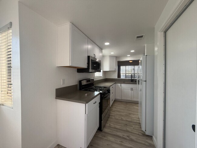 Foto del edificio - 42801 15th St W