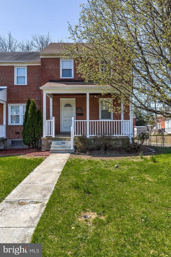 Building Photo - 1401 Cedarcroft Rd