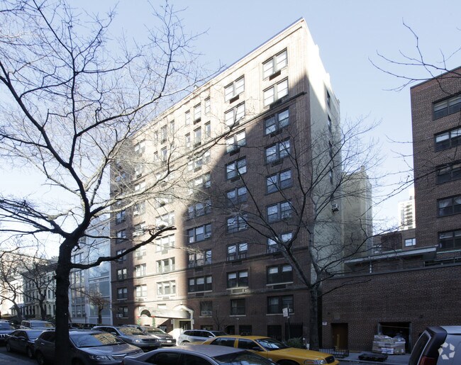 Building Photo - Merritt House