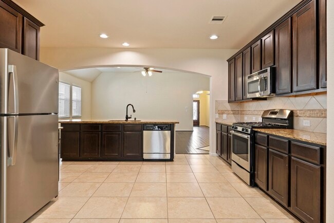 Foto del edificio - 3310 Retama Falls Ln